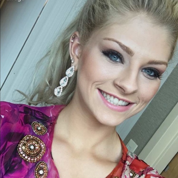 Meet your Posher, Rachelle - Picture 7 of 8